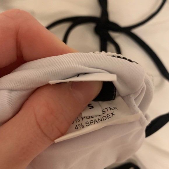 SABO SKIRT BIKINI SIZE SMALL - Picture 4 of 4